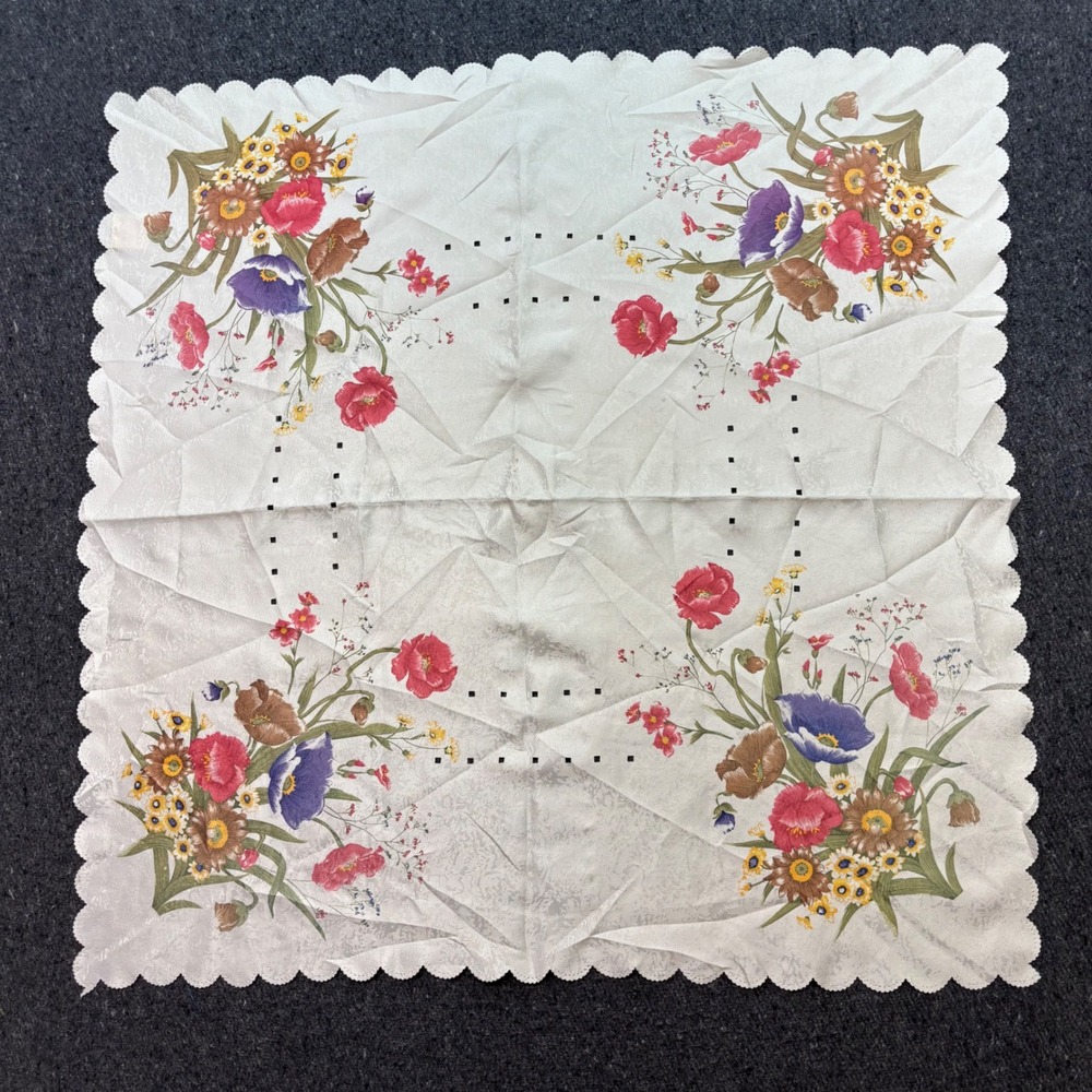 Floral Damask Square Blanket 33x33  White Scalloped Edge Boho Cottagecore Decor
